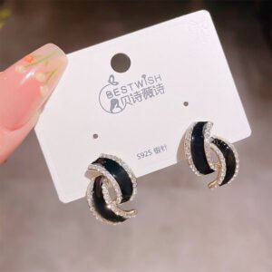 retro earrings Black