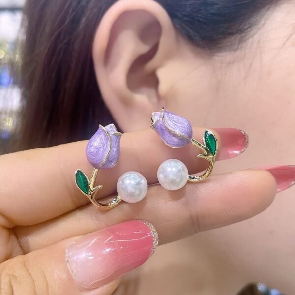 Tulip Pearl Earring  Purple